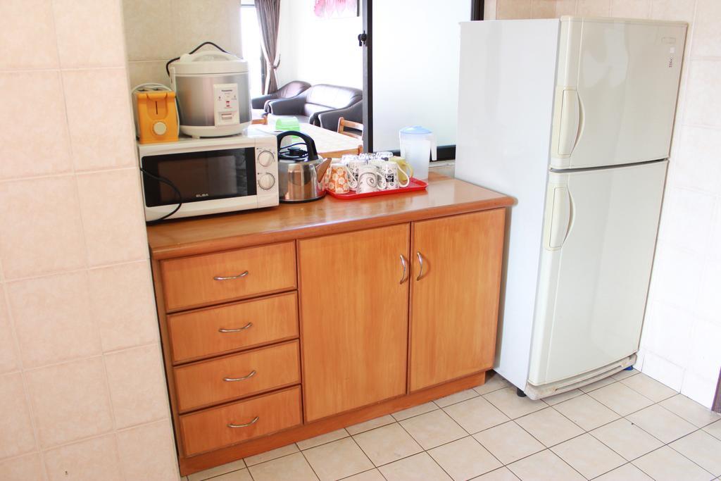 Marimari Marina Service Condo Kota Kinabalu Exterior foto